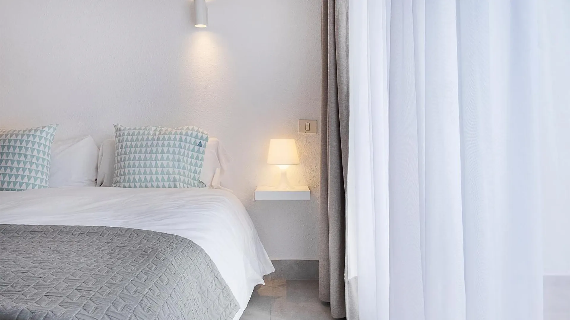 The Club - Accommodation - Dining - Events San Miguel de Abona 0*,