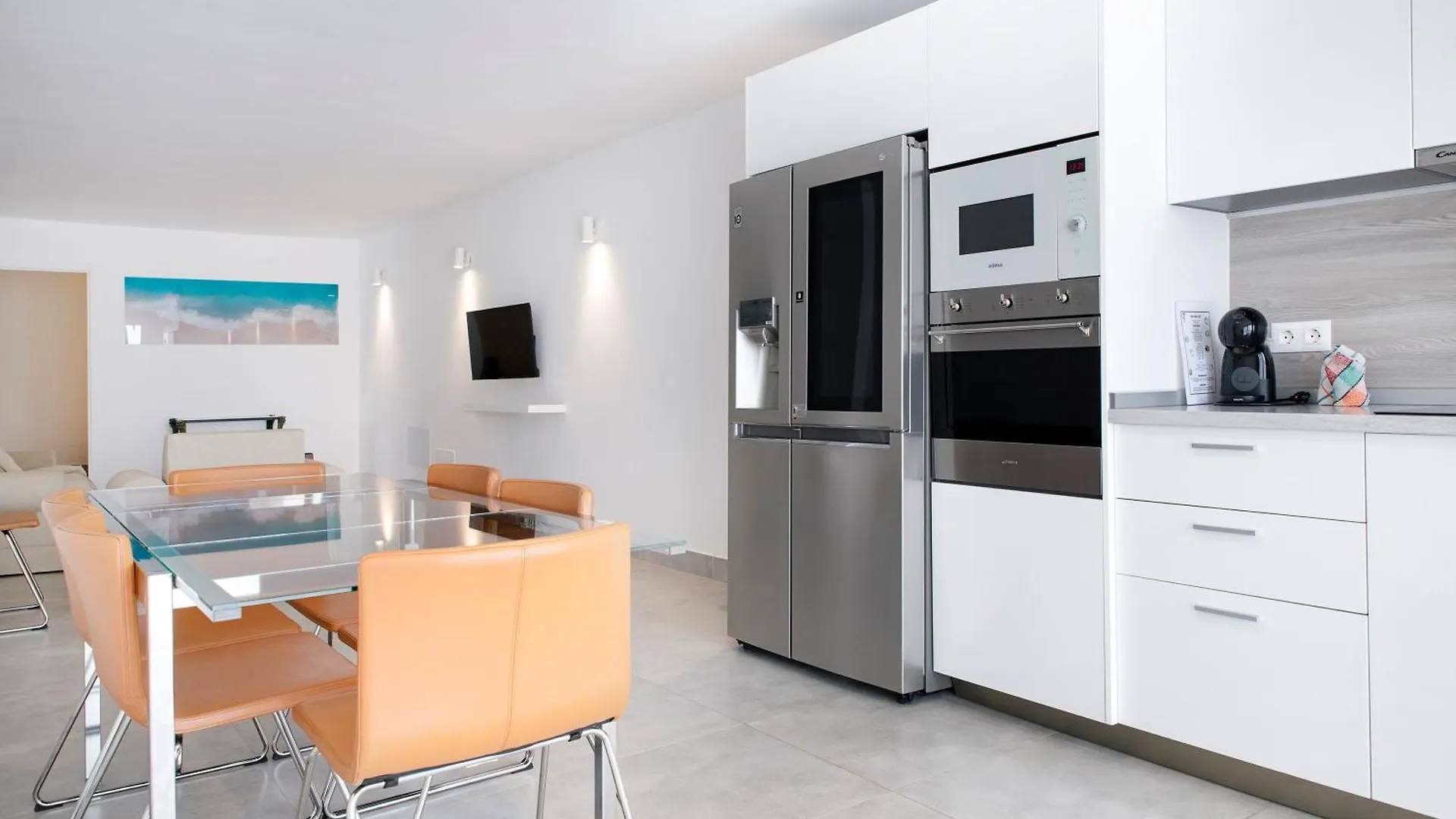 The Club - Accommodation - Dining - Events San Miguel de Abona